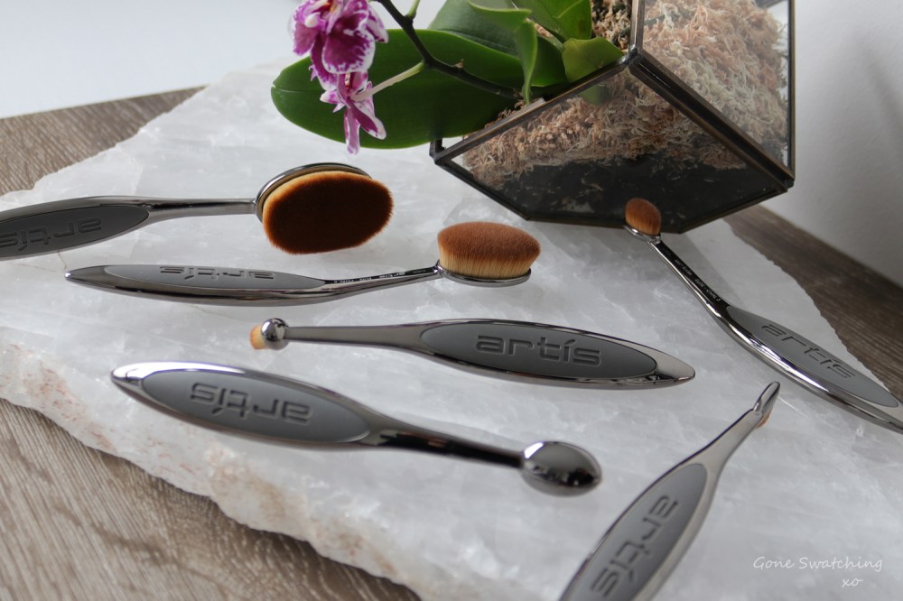 Artis-Oval-Brush-Test-and-Review.-Are-the-worth-it