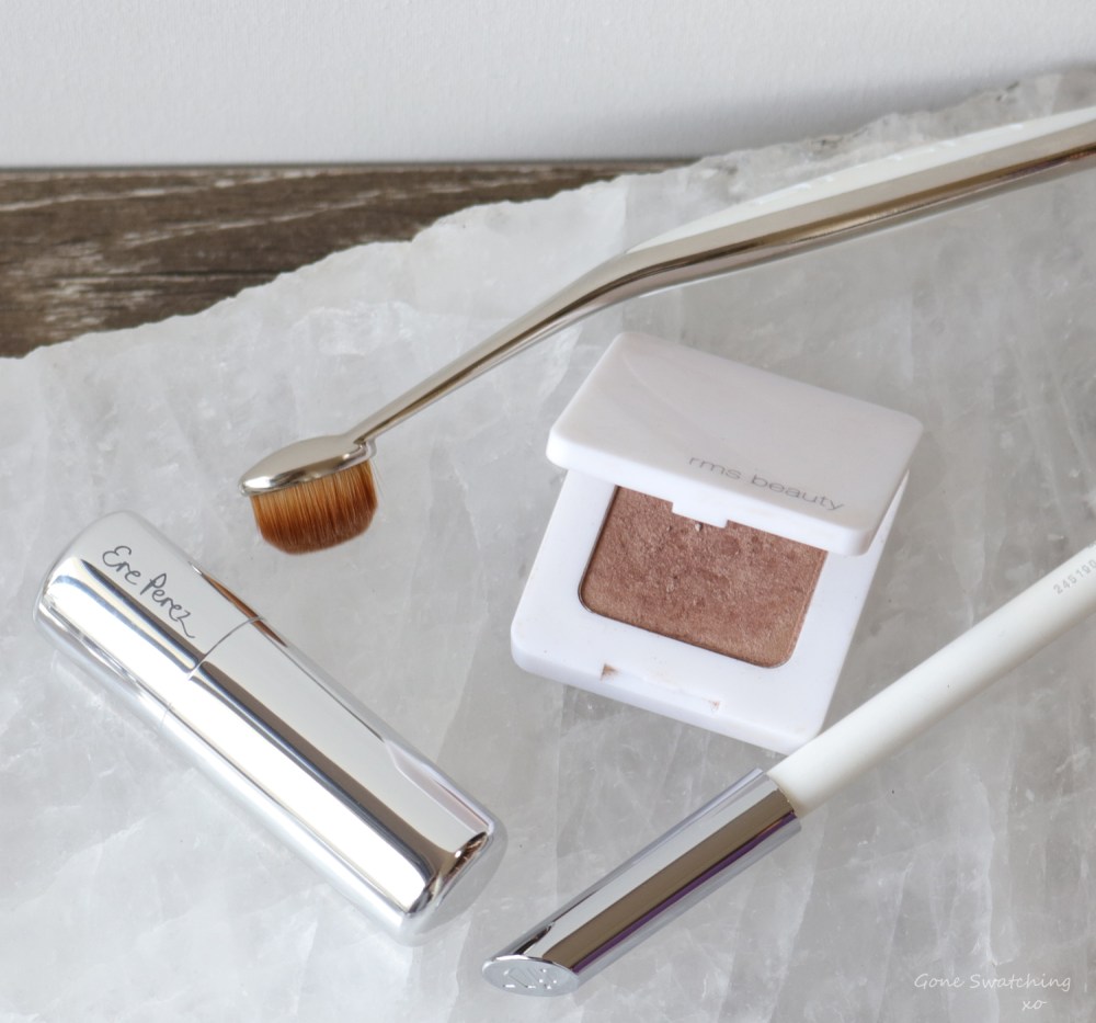 The Organic & Natural Lipsticks Shades that didn't suit me in 2019 or Worst of 2019. Featuring Ere Perez Olive Oil Lipstick in Picnic. Gone Swatching xo