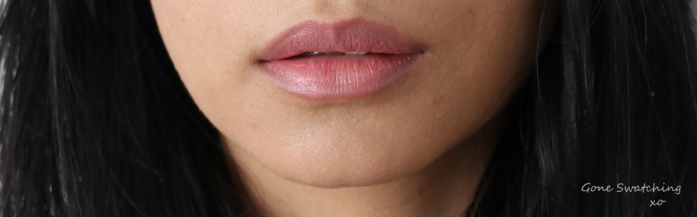 Vapour Organic Beauty Artist Multi Use Palette in Flame. Spark Swatch. Gone Swatching xo