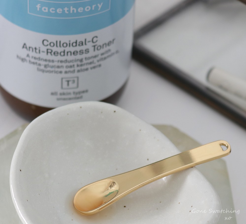 Facetheory Skincare Review. Colloidal-C Anti-Redness Toner T3 Anti-Redness Texture. Green Beauty Blogger Gone Swatching xo