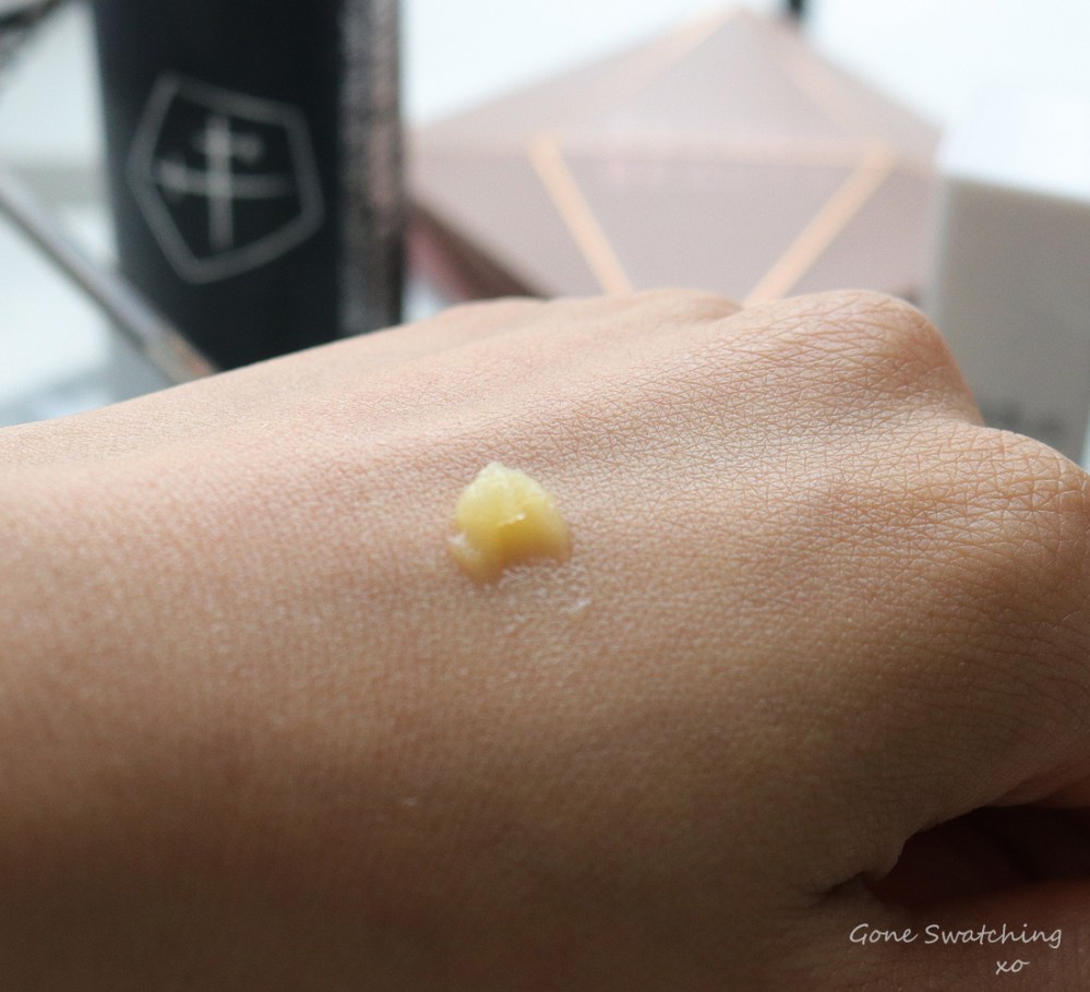 Lepaar Wholistic Skincare Review. Transforming Eye Balm Review. Green Beauty Blogger Gone Swatching xo