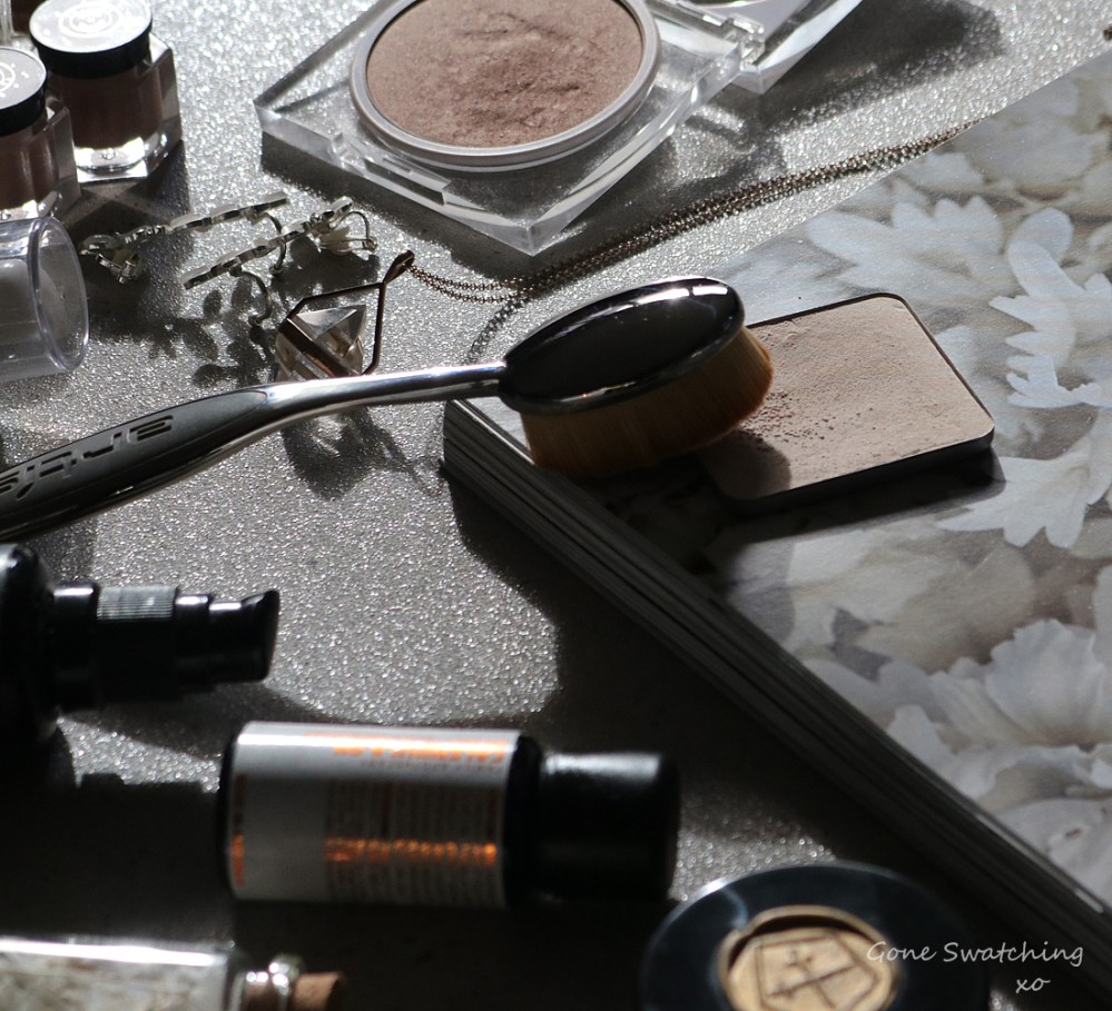 My List of Unscented, Natural Physical Sunscreens. Suntegrity Mineral Powder Compact. Gone Swatching xo