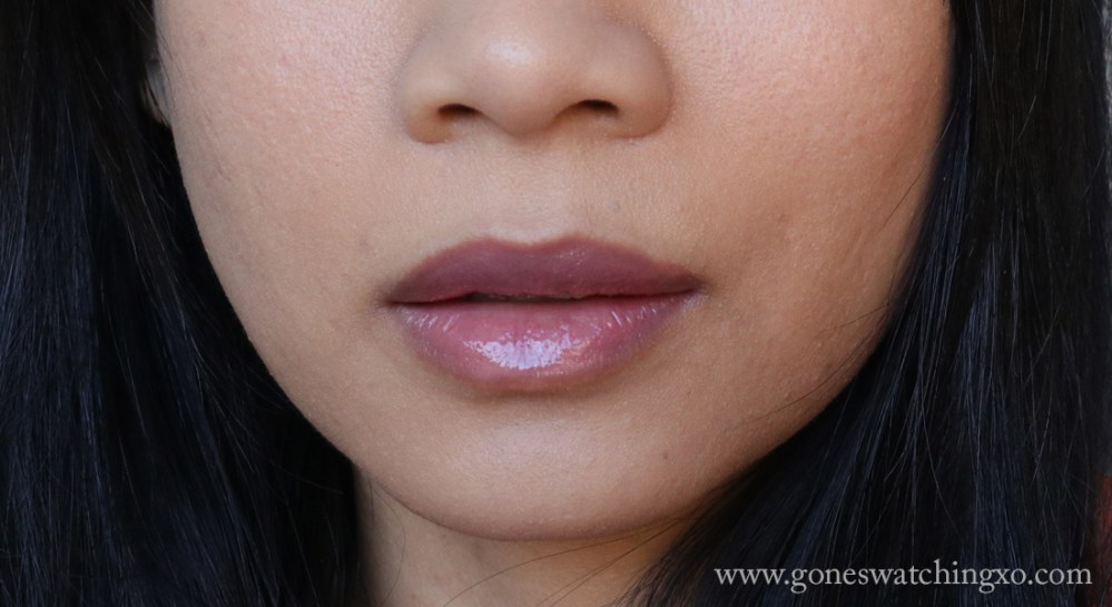 Suntegrity Sunscreen Lipgloss SPF25 Review & Swatches. Tahiti Breeze Lip Swatch. Gone Swatching xo