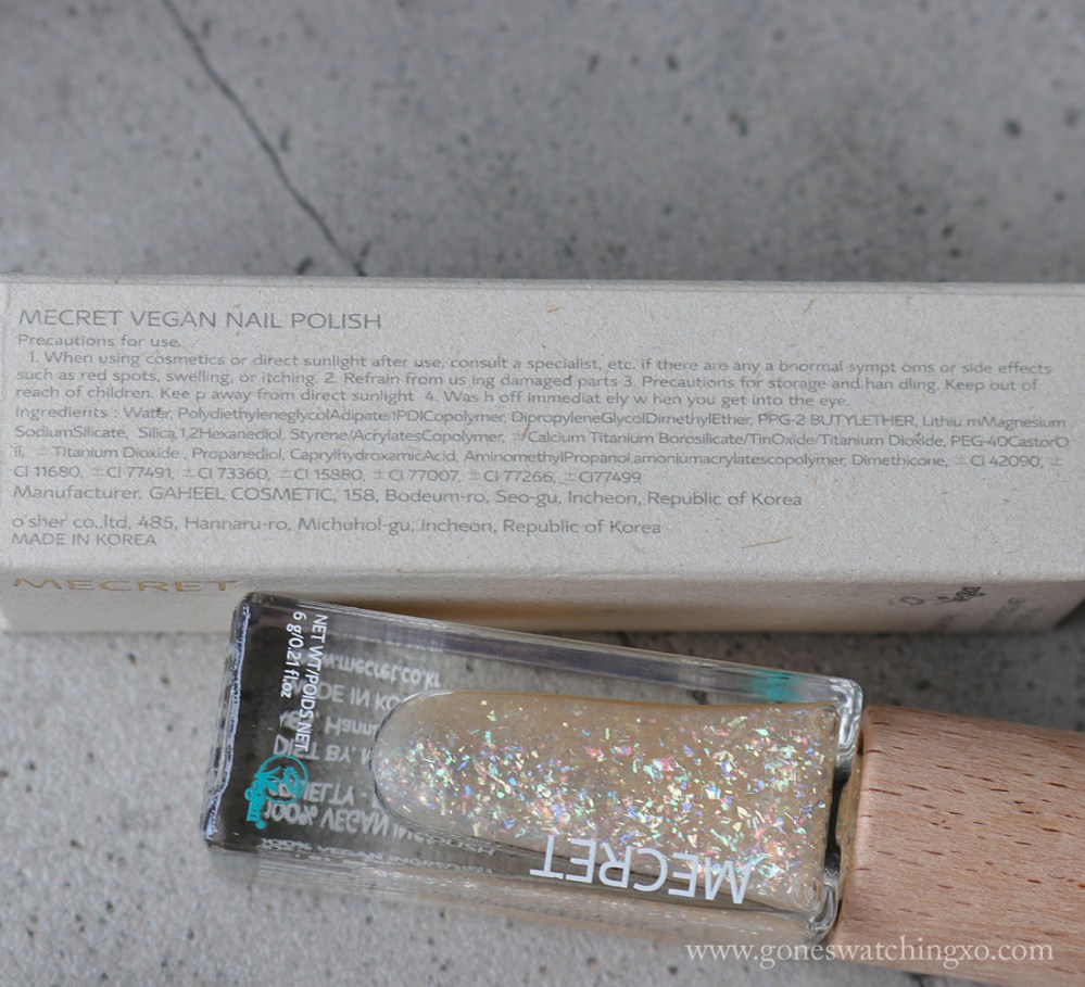 Mecret Peel Off, Vegan, Odorless & water-based Nail Polish Review & Swatches. Ingredients. Clean & Non-toxic Beauty Blogger. Gone Swatching xo