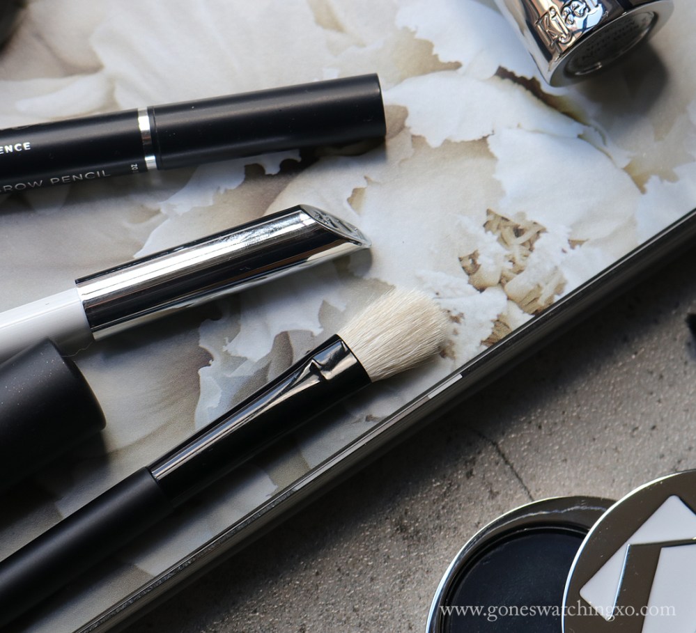 Rae Morris Magnetic Vegan Fude Brush Review. Jishaku '8.5 Medium Oval Shadow. Australian, Thai Beauty Blogger Gone Swatching xo