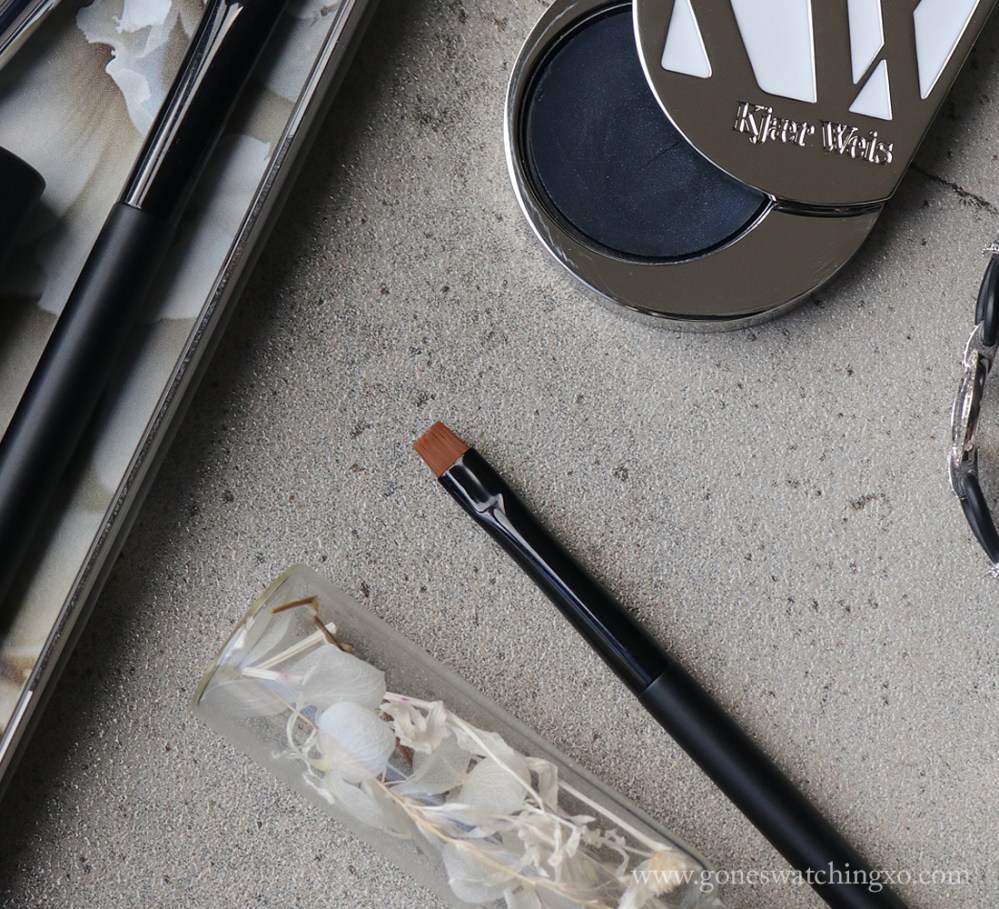 Rae Morris Magnetic Vegan Fude Brush Review. Jishaku 17 Square Lash Liner. Australian, Thai Beauty Blogger Gone Swatching xo